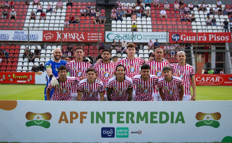 Triunfo del Rayadito para mantener la ilusión